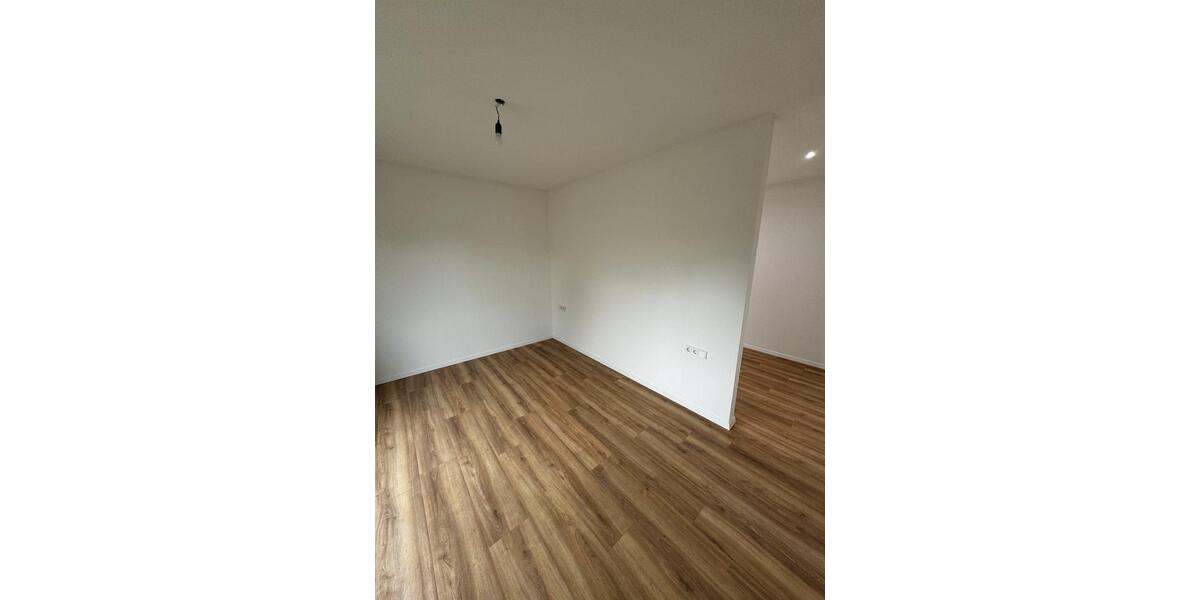 Doppelhaushälfte Mainburg - 5 Zimmer, 160 m&sup2;, 1.500&euro; | Angebot:24435996