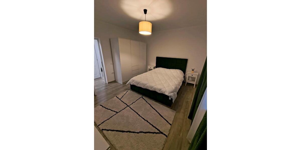Etagenwohnung Kronach - 6 Zimmer, 150 m&sup2;, 1.000&euro; | Angebot:26567516