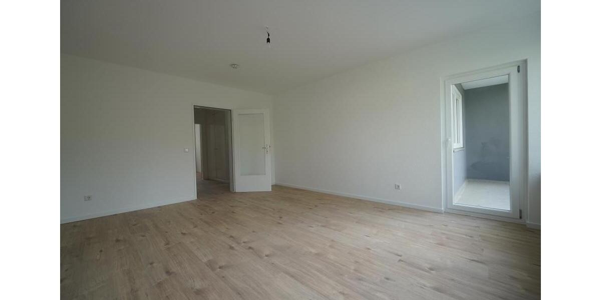 Etagenwohnung Eschwege - 3 Zimmer, 74 m&sup2;, 514&euro; | Angebot:26289856