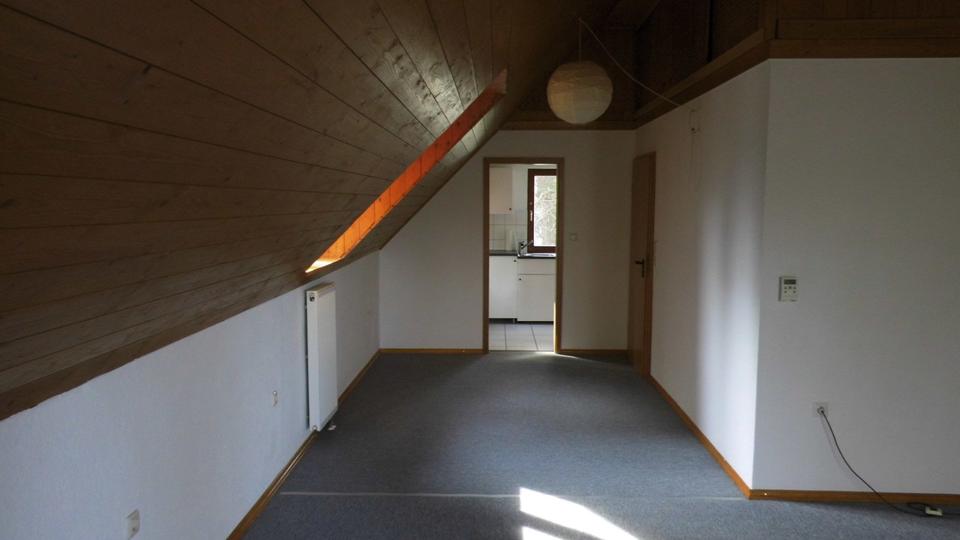Dachgeschoßwohnung Stadtallendorf - 1.5 Zimmer, 50 m&sup2;, 400&euro; | Angebot:26521796