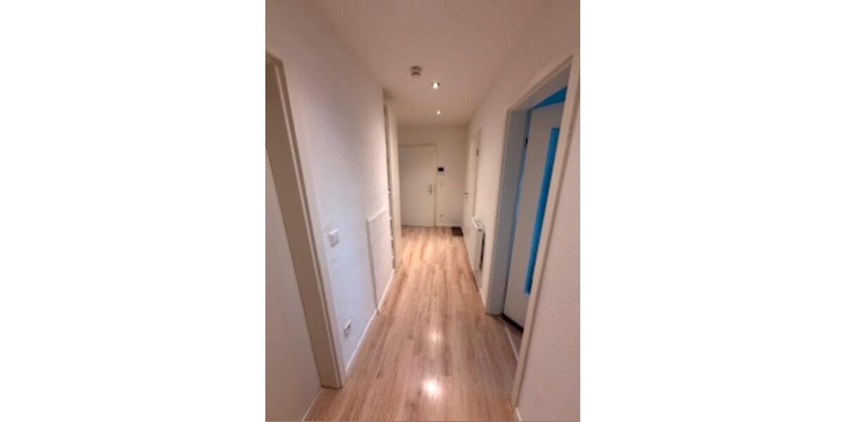 Dachgeschoßwohnung Lippstadt - 3 Zimmer, 66 m&sup2;, 725&euro; | Angebot:25195432