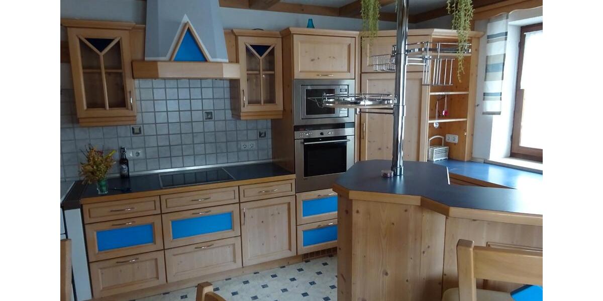 Erdgeschoßwohnung Runding - 3 Zimmer, 99 m&sup2;, 600&euro; | Angebot:26019963