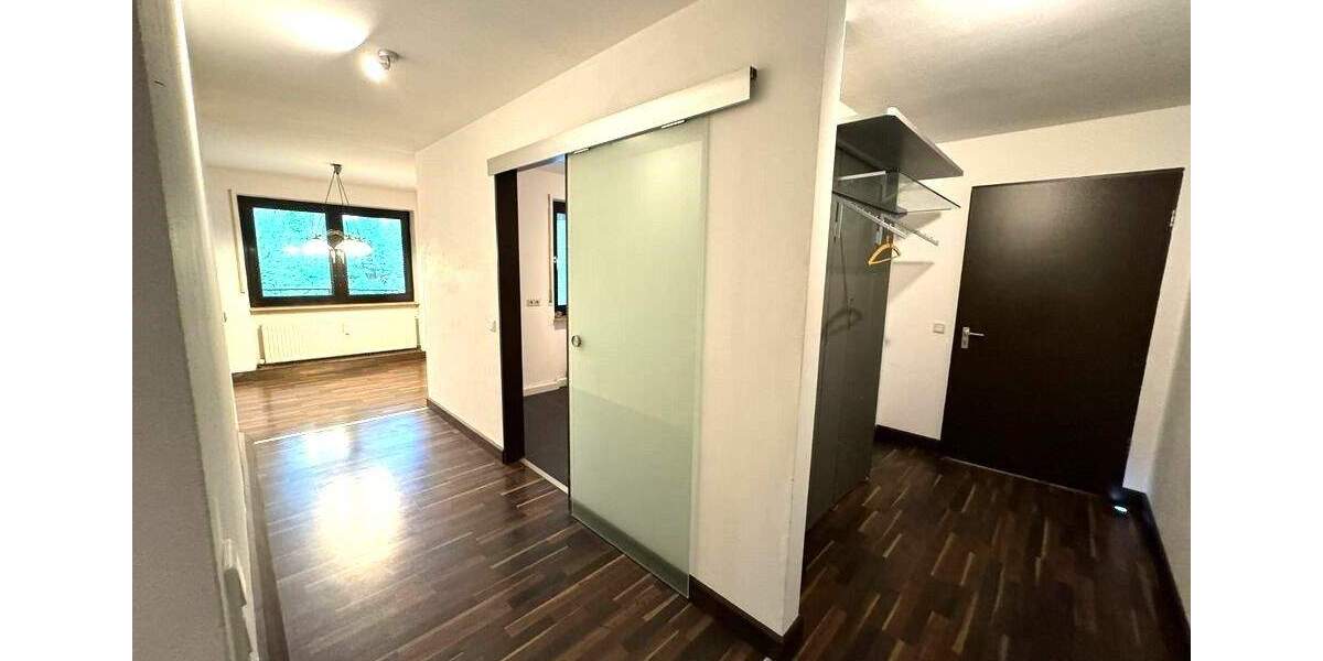 Etagenwohnung Amberg - 3 Zimmer, 95 m&sup2;, 950&euro; | Angebot:23801665