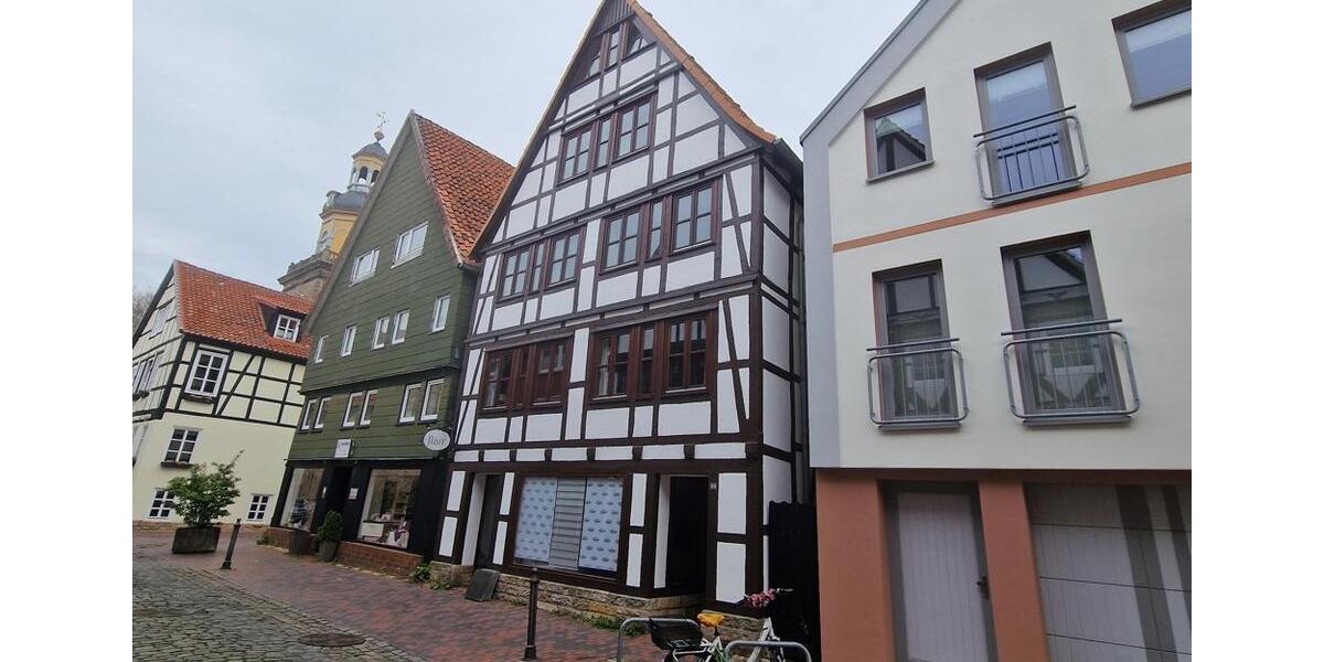 Etagenwohnung Rinteln - 3 Zimmer, 80 m&sup2;, 550&euro; | Angebot:26544429