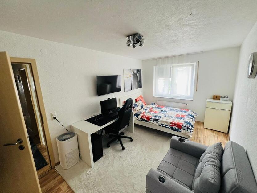 5-Zimmer Wohnung mit EBK in Ammerbuch