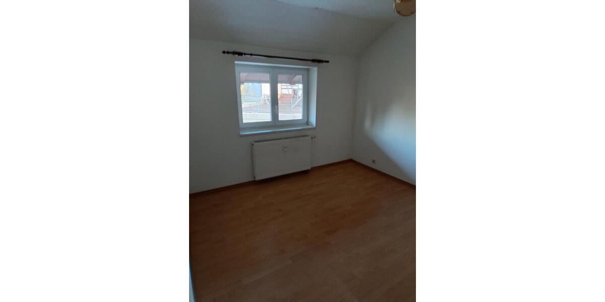 Etagenwohnung Neustadt an der Orla - 1.5 Zimmer, 41 m&sup2;, 250&euro; | Angebot:25977656