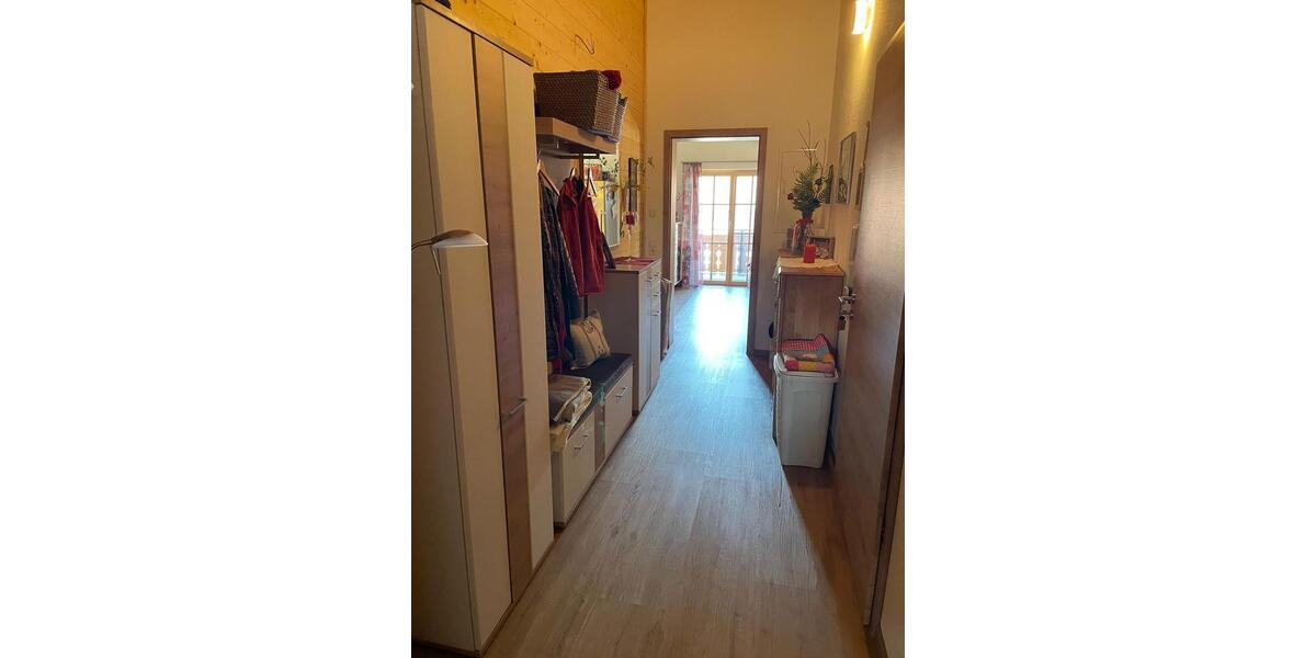 Dachgeschoßwohnung Oy-Mittelberg Mittelberg - 2.5 Zimmer, 94 m&sup2;, 1.300&euro; | Angebot:25902231