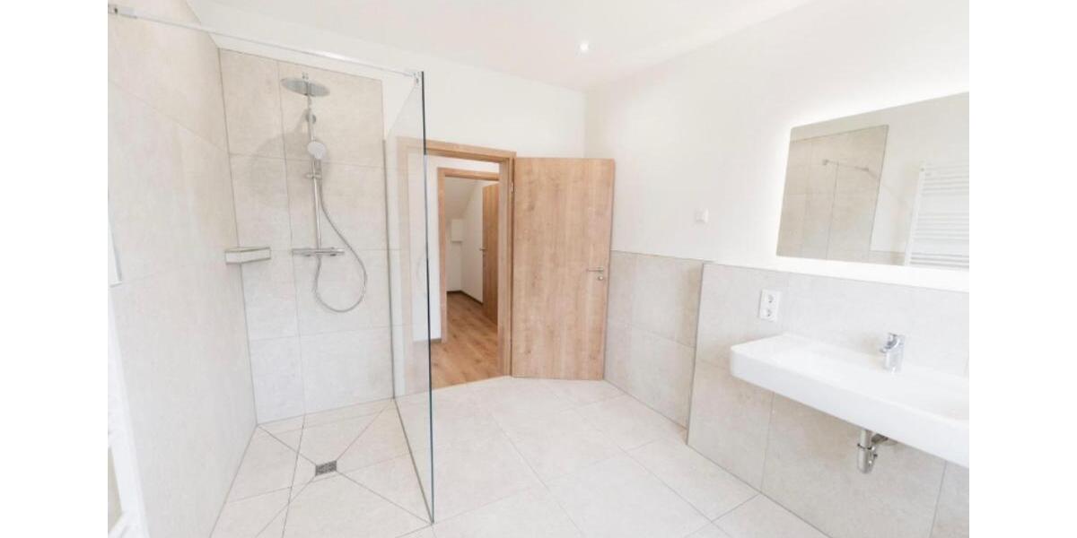 Dachgeschoßwohnung Monzelfeld - 3 Zimmer, 85 m&sup2;, 850&euro; | Angebot:24751475