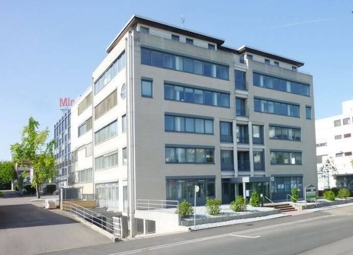 Repräsentative Büroflächen in Echterdingen - Nähe S-Bahn! 5 zimmer