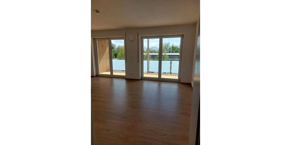 Erdgeschoßwohnung Wörth an der Donau - 2 Zimmer, 69 m&sup2;, 880&euro; | Angebot:26701505