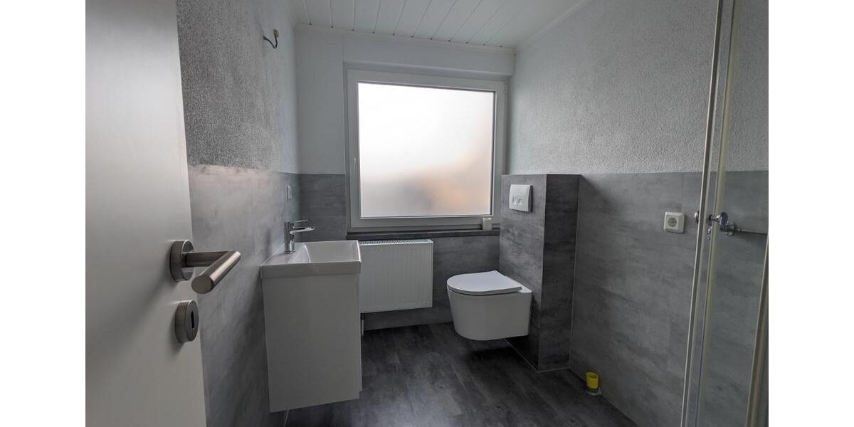 Etagenwohnung Dillenburg Frohnhausen - 4 Zimmer, 85 m&sup2;, 620&euro; | Angebot:24680581