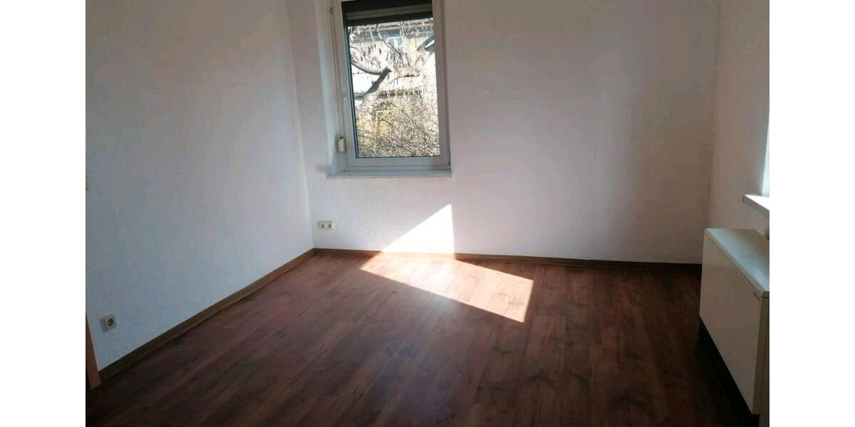 Erdgeschoßwohnung Malschwitz - 4 Zimmer, 95 m&sup2;, 590&euro; | Angebot:26068144