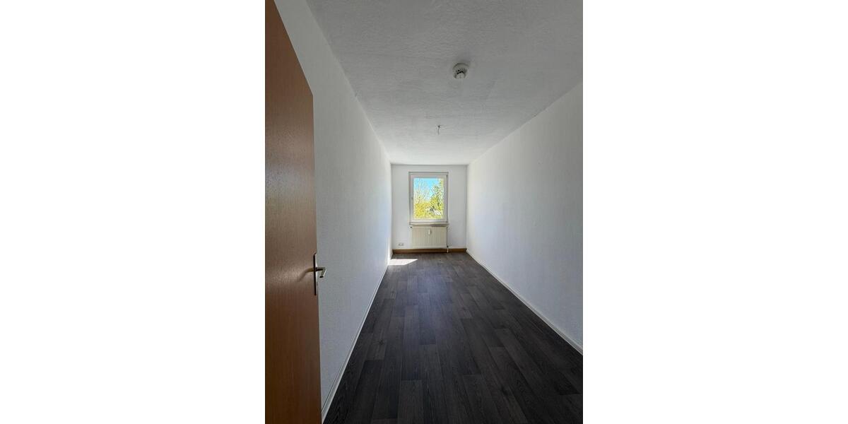 Etagenwohnung Gräfenhainichen - 3 Zimmer, 59 m&sup2;, 380&euro; | Angebot:26490789