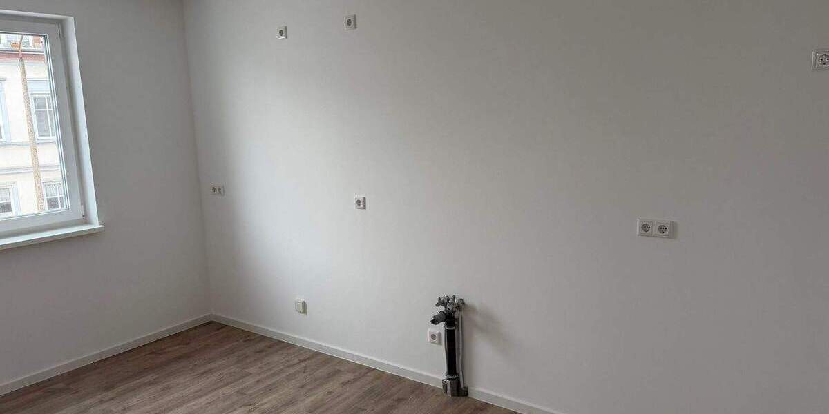 Etagenwohnung Greifswald Fettenvorstadt - 4 Zimmer, 101 m&sup2;, 1.100&euro; | Angebot:25107498