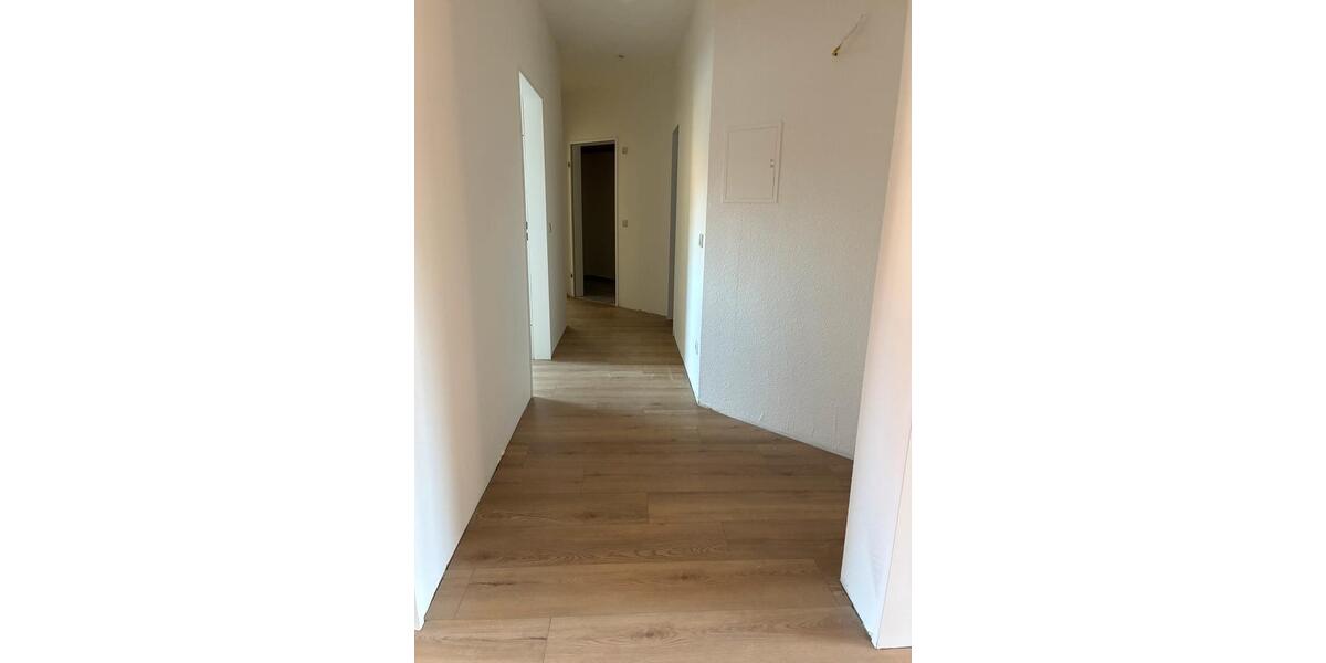 Etagenwohnung Lingen (Ems) - 3 Zimmer, 84 m&sup2;, 798&euro; | Angebot:26634945