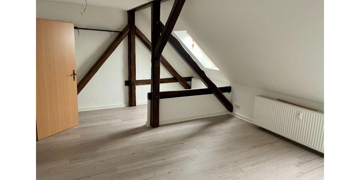 Dachgeschoßwohnung Burg - 2 Zimmer, 70 m&sup2;, 420&euro; | Angebot:24001915