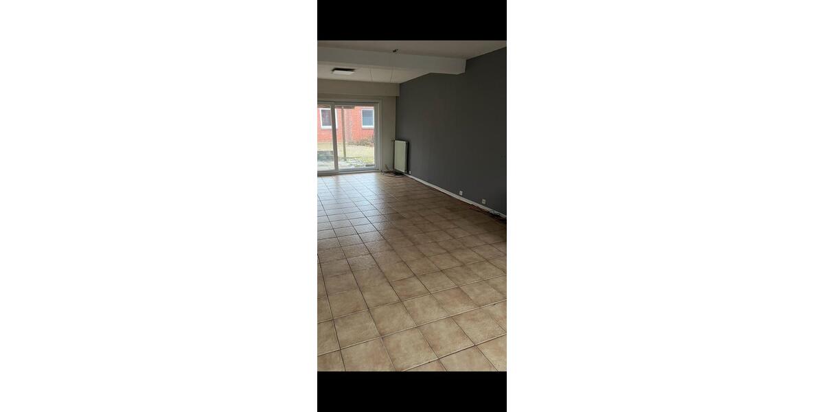 Einfamilienhaus Cadenberge - 7 Zimmer, 160 m&sup2;, 1.120&euro; | Angebot:25334356