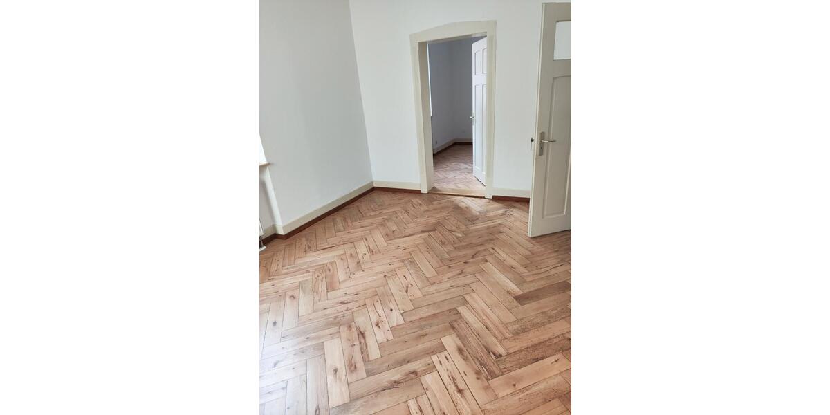 Erdgeschoßwohnung Singen (Hohentwiel) - 2.5 Zimmer, 76 m&sup2;, 1.150&euro; | Angebot:26529028
