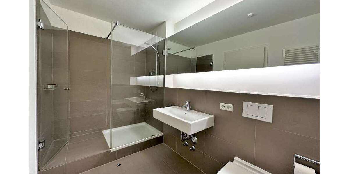 Etagenwohnung Stuttgart Bad Cannstatt - 4 Zimmer, 117 m&sup2;, 1.750&euro; | Angebot:26905676
