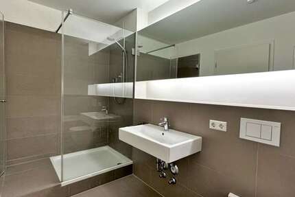 Wohnung Stuttgart Bad Cannstatt - 4 Zimmer, 117 m&sup2;, 1.750&euro; | Angebot:26905676