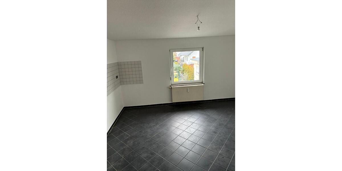 Dachgeschoßwohnung Münzenberg - 4 Zimmer, 110 m&sup2;, 950&euro; | Angebot:26618331