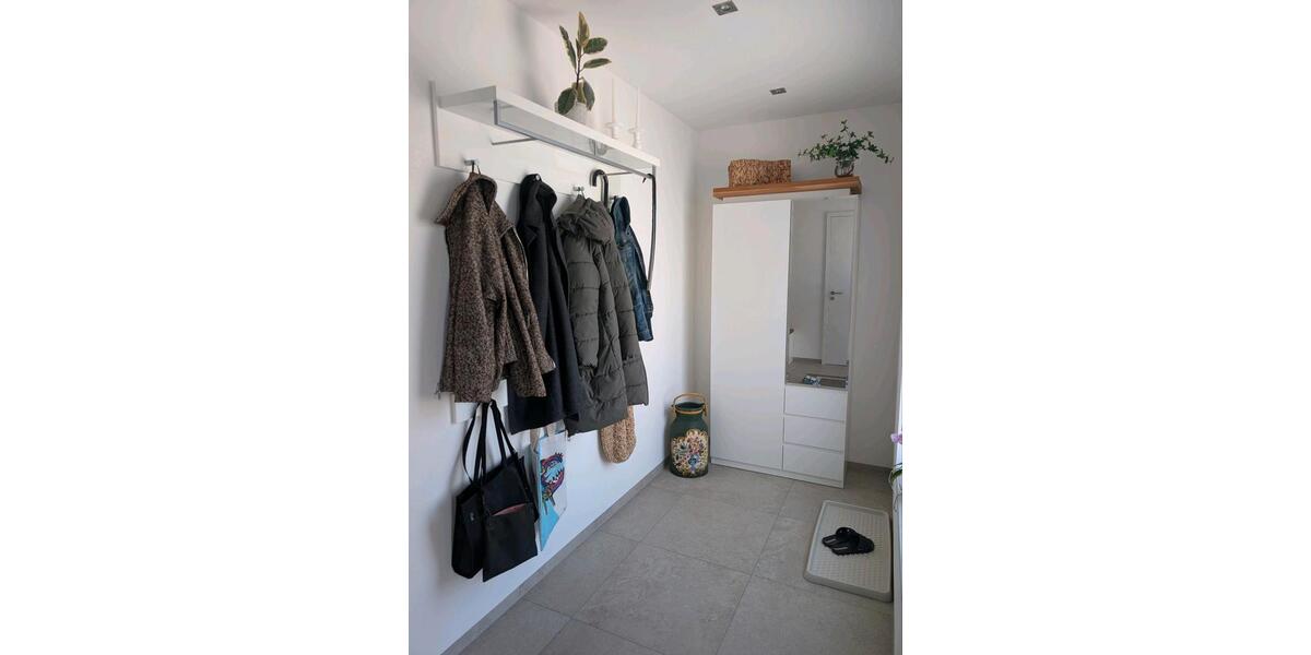 Doppelhaushälfte Karlskron - 4.5 Zimmer, 146 m&sup2;, 1.990&euro; | Angebot:26278689