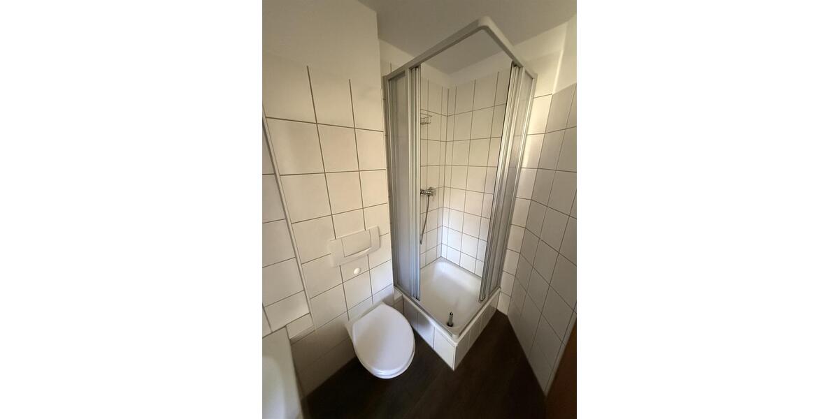 Dachgeschoßwohnung Borna - 3 Zimmer, 50 m&sup2;, 320&euro; | Angebot:26562163