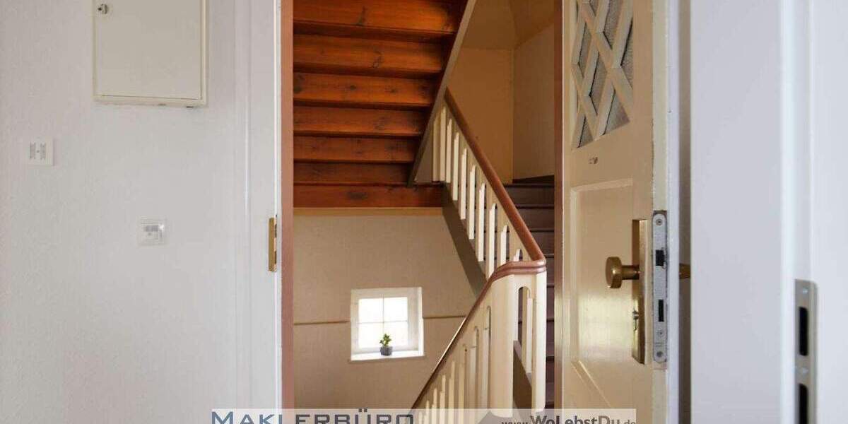 Etagenwohnung Greiz - 3 Zimmer, 82 m&sup2;, 599&euro; | Angebot:25152765