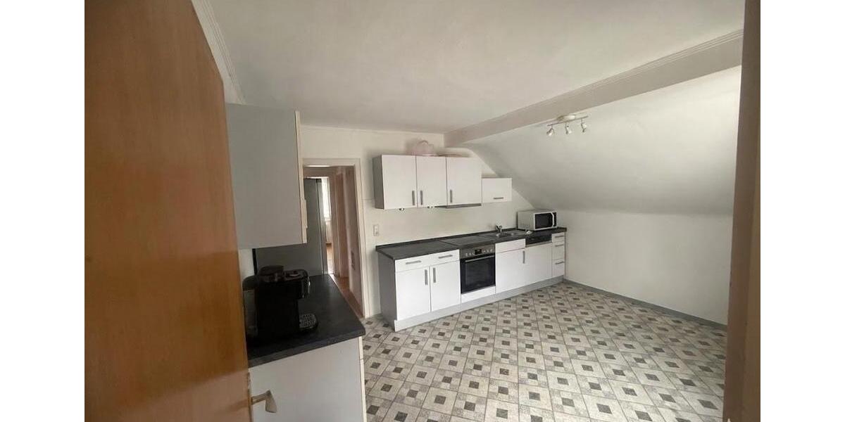 Dachgeschoßwohnung Daun - 3 Zimmer, 90 m&sup2;, 1.000&euro; | Angebot:25856142