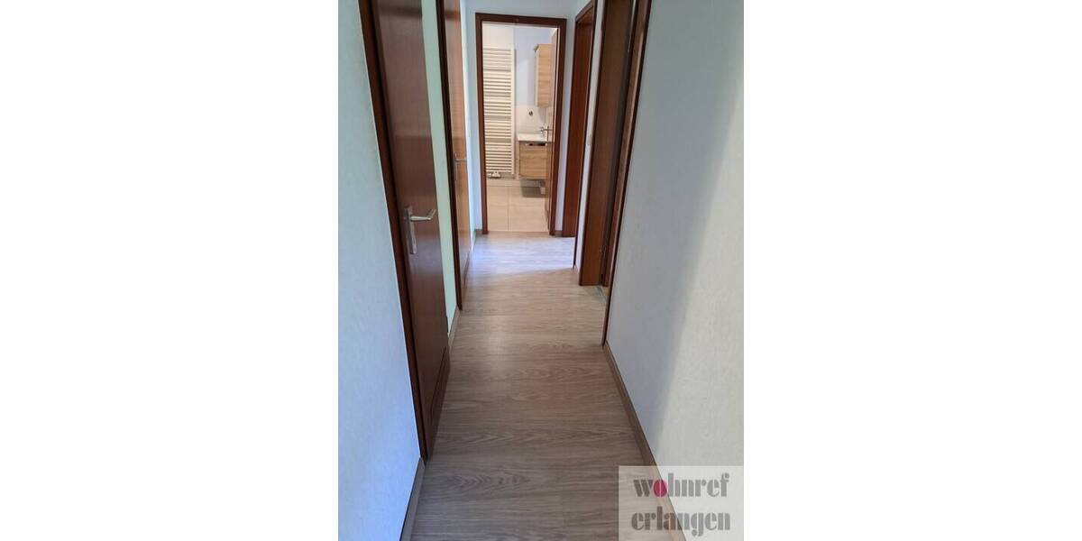 Etagenwohnung Buckenhof - 4 Zimmer, 93 m&sup2;, 1.250&euro; | Angebot:25731156