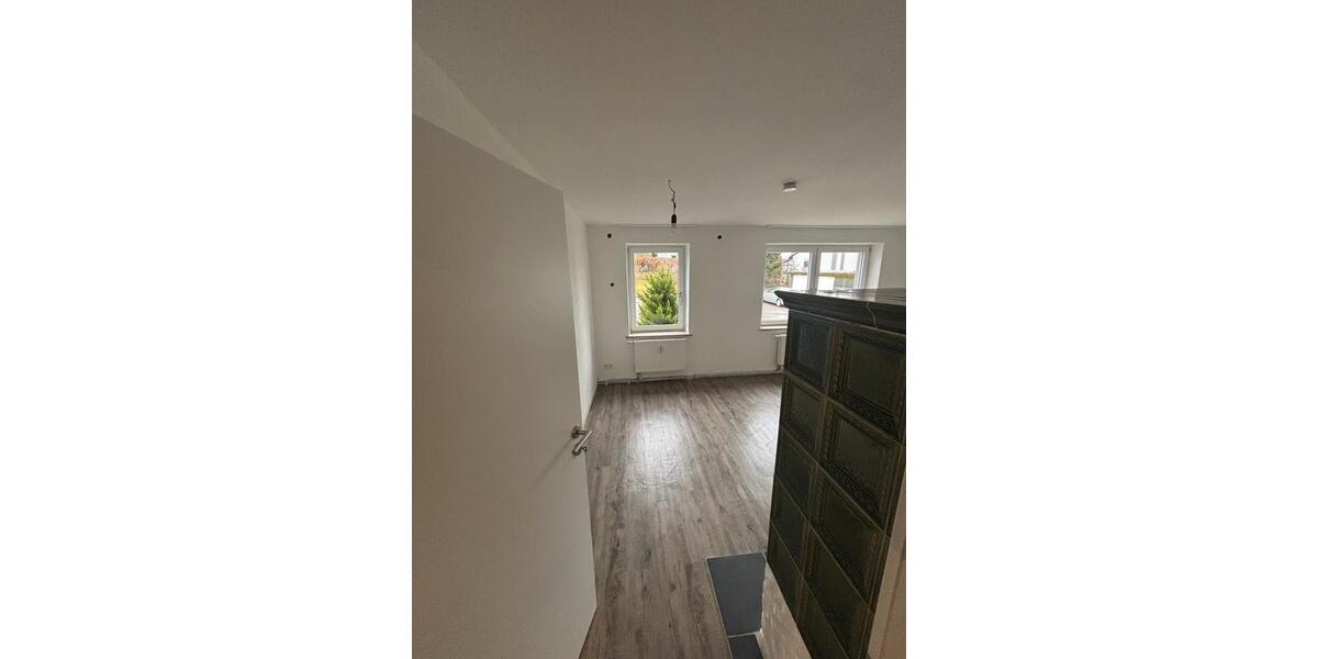 Erdgeschoßwohnung Büchenbach - 2 Zimmer, 81 m&sup2;, 800&euro; | Angebot:24962185