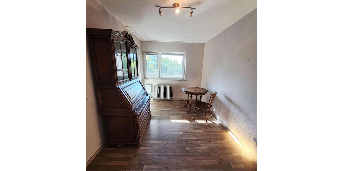 Etagenwohnung Köln Kalk - 4 Zimmer, 111 m&sup2;, 1.500&euro; | Angebot:26705743