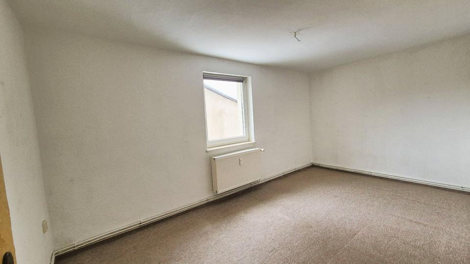 Erdgeschoßwohnung Wallhausen - 3 Zimmer, 95 m&sup2;, 450&euro; | Angebot:24801420