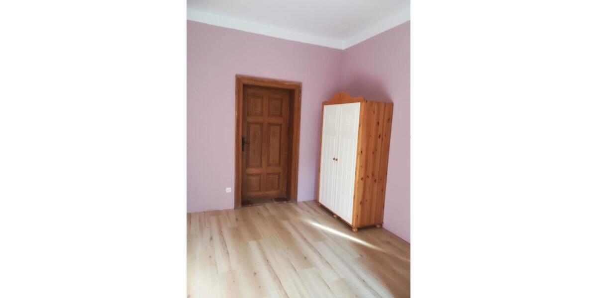 Erdgeschoßwohnung Bismark (Altmark) - 3 Zimmer, 106 m&sup2;, 520&euro; | Angebot:26192466