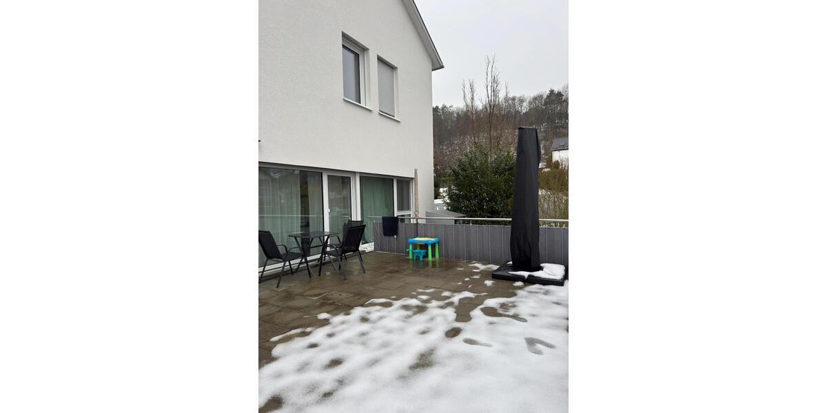 Erdgeschoßwohnung Tauberbischofsheim - 4 Zimmer, 99 m&sup2;, 1.250&euro; | Angebot:24795791