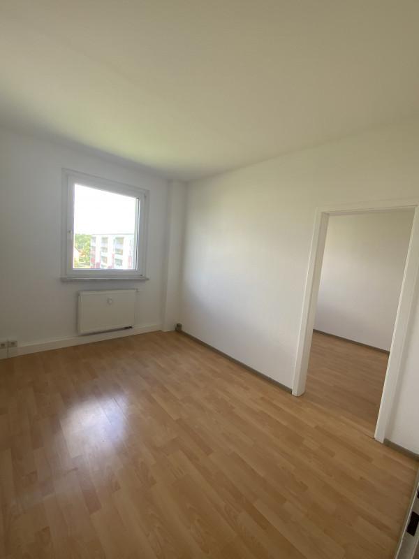 4 -Zimmerwohnung mit Balkon in ruhiger Wohnlage zimmer