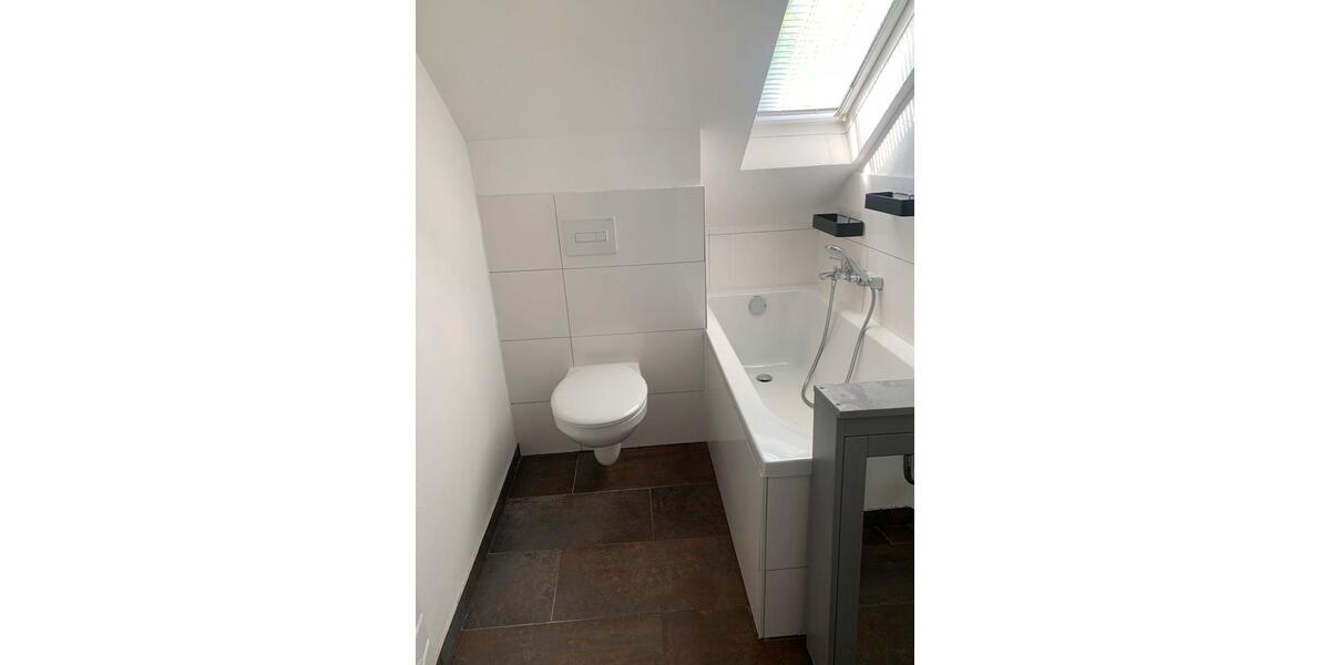 Dachgeschoßwohnung Schwarzenberg/Erzgebirge Erzgebirge - 3 Zimmer, 63 m&sup2;, 330&euro; | Angebot:26639595