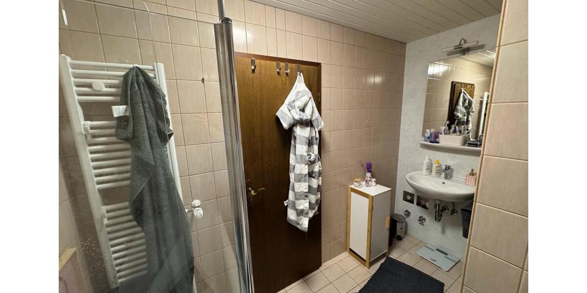 Dachgeschoßwohnung Jünkerath - 3 Zimmer, 90 m&sup2;, 800&euro; | Angebot:26042109