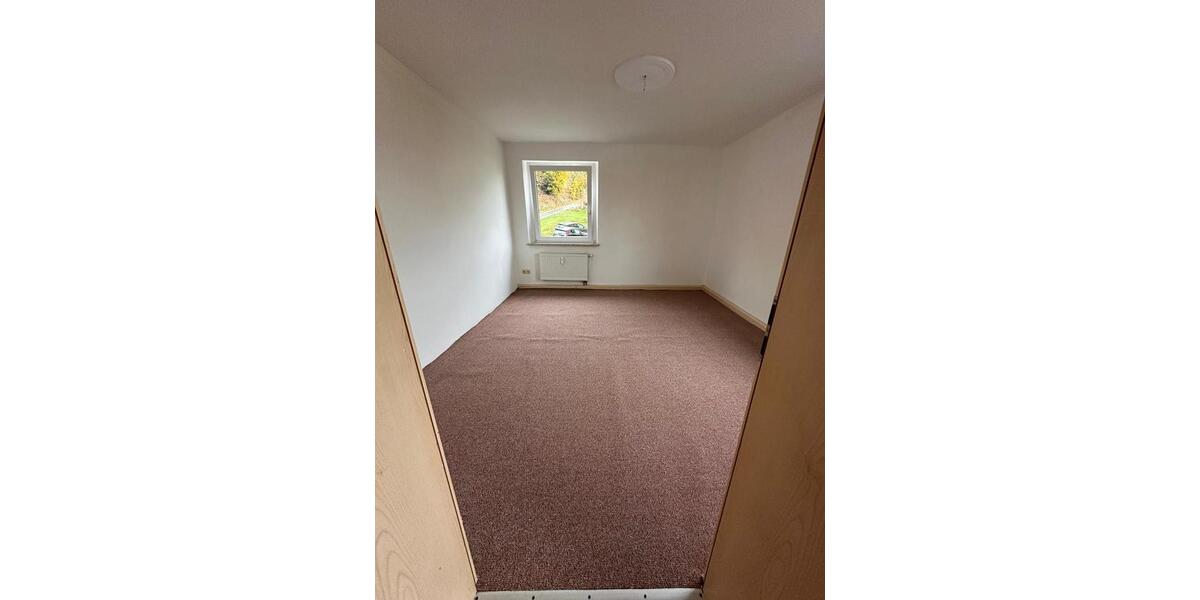 Etagenwohnung Naila - 2 Zimmer, 48 m&sup2;, 250&euro; | Angebot:26048599