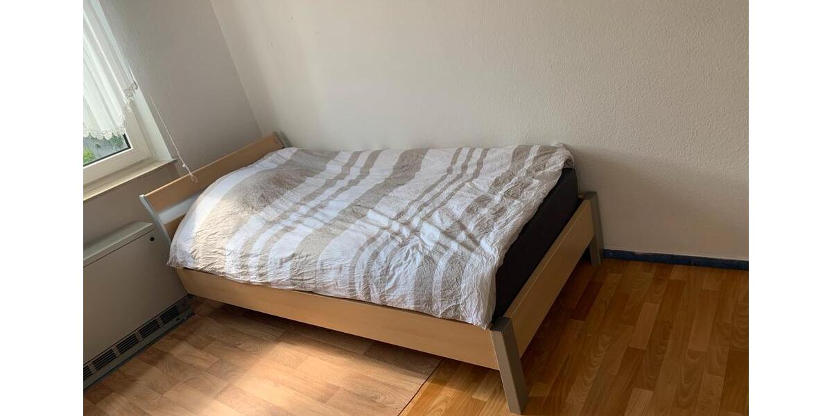 Etagenwohnung Gelsenkirchen - 3 Zimmer, 100 m&sup2;, 15&euro; | Angebot:24599560