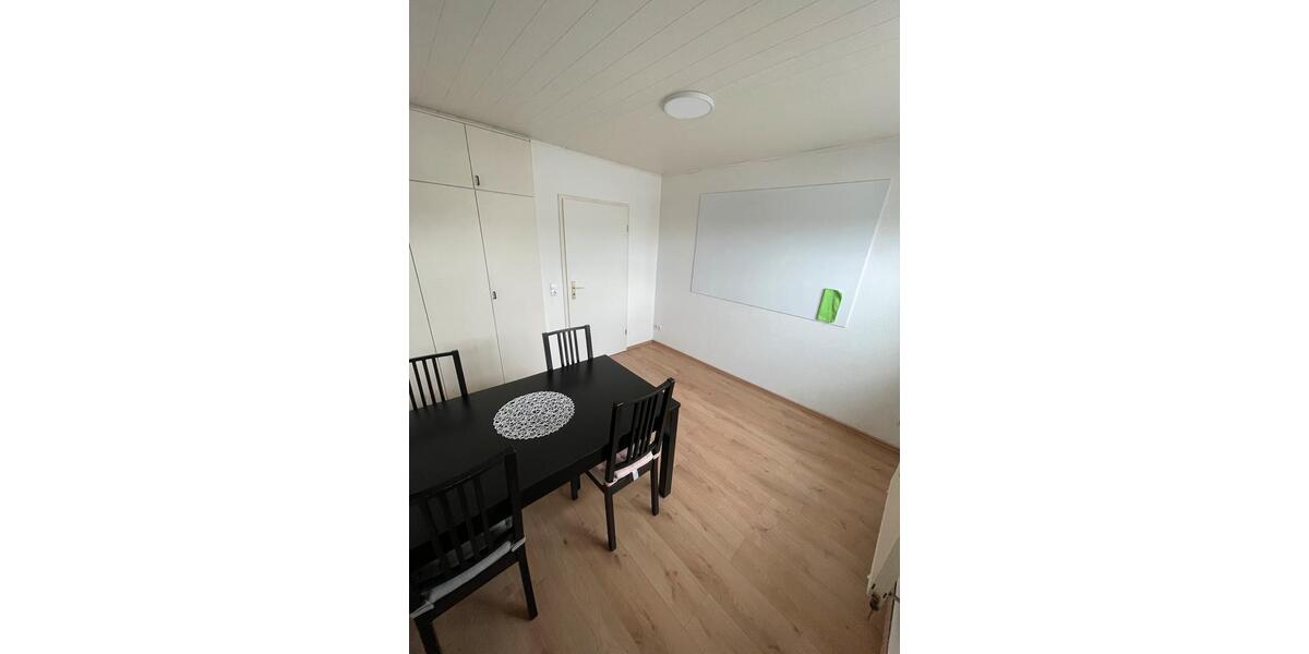 Wohnen auf Zeit Edingen-Neckarhausen Neu-Edingen - 1 Zimmer, 18 m&sup2;, 430&euro; | Angebot:26359841