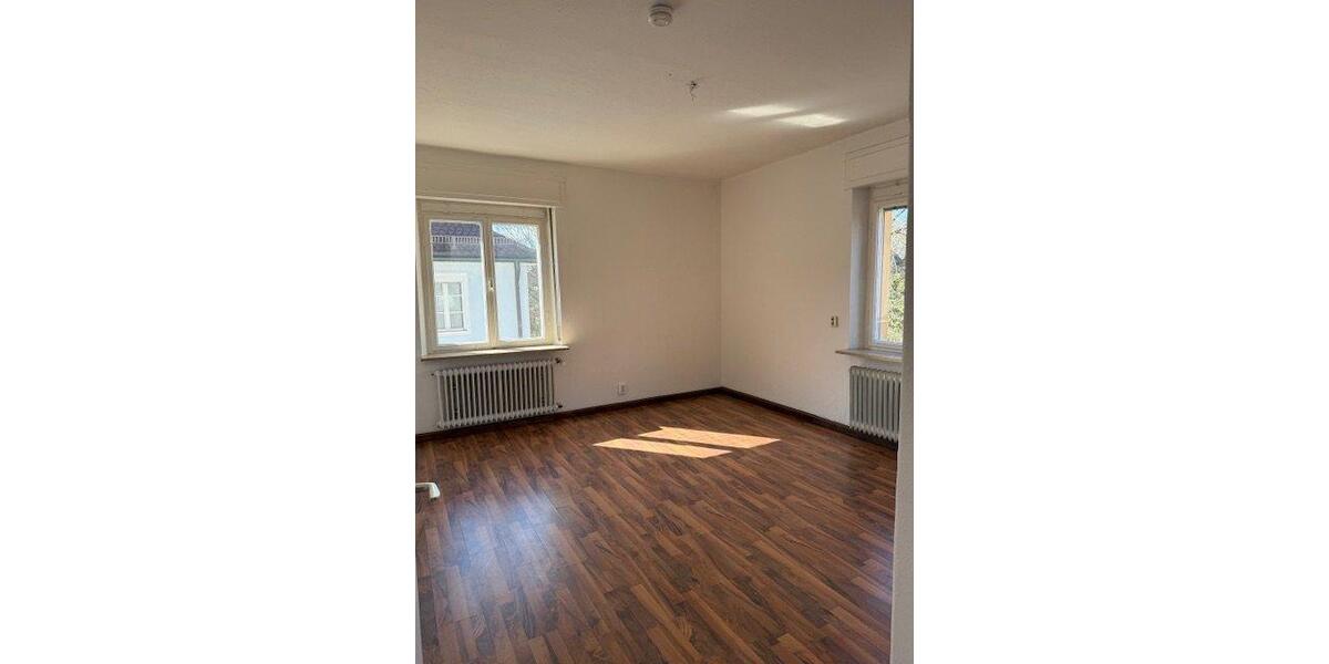 Etagenwohnung Bayreuth City - 4 Zimmer, 123 m&sup2;, 1.190&euro; | Angebot:26249100