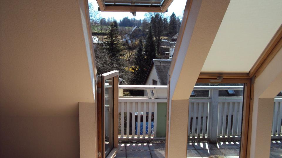 Dachgeschoßwohnung Rodewisch - 2.5 Zimmer, 65 m&sup2;, 470&euro; | Angebot:26299934