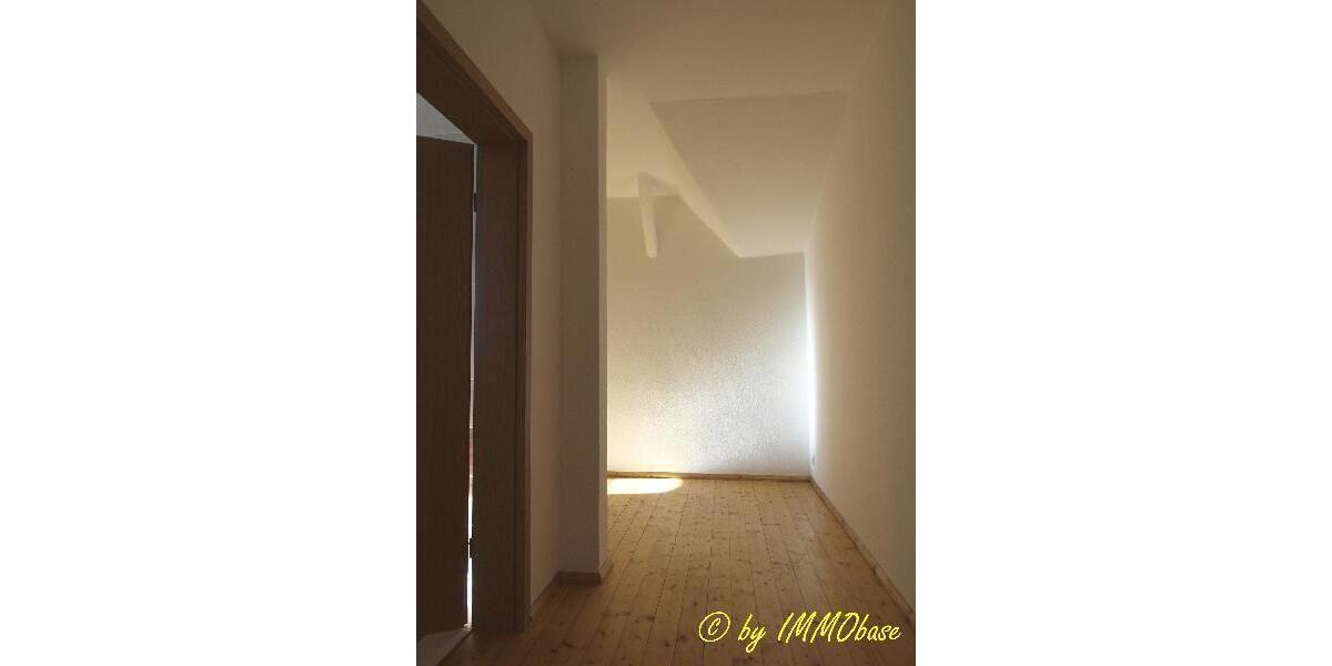 Dachgeschoßwohnung Frankenberg (Sachsen) - 3 Zimmer, 89 m&sup2;, 520&euro; | Angebot:26459116