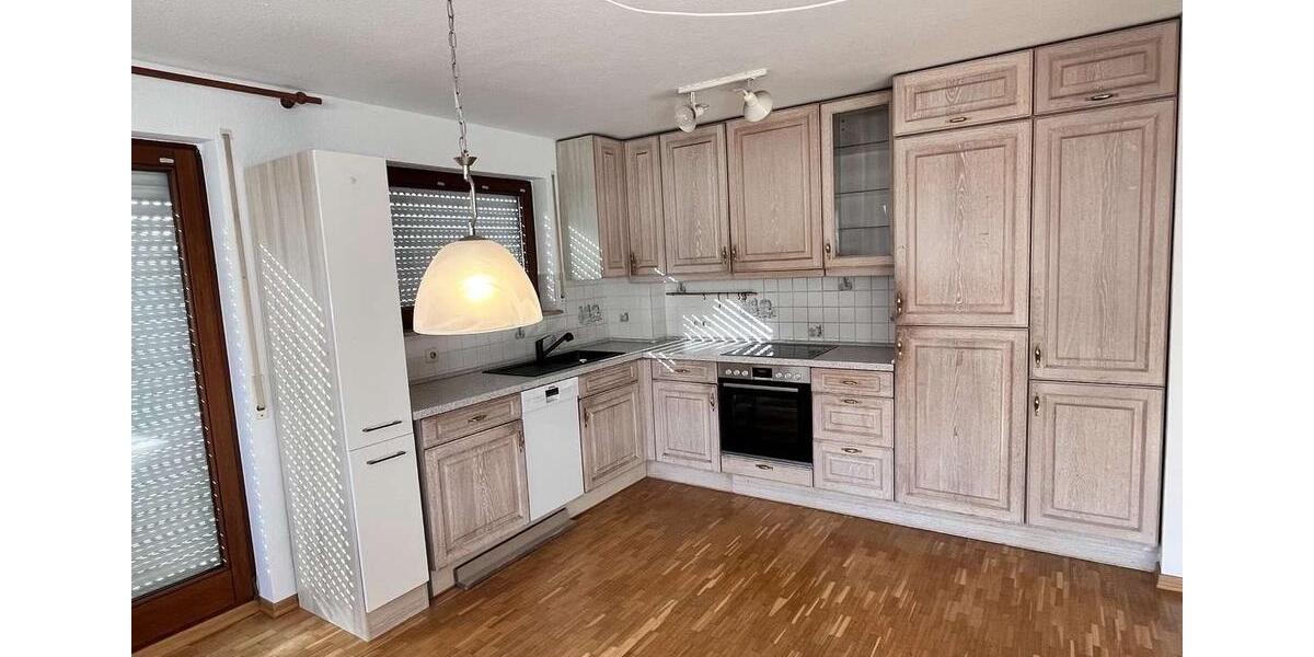 Dachgeschoßwohnung Stuttgart Birkach - 3.5 Zimmer, 77 m&sup2;, 1.400&euro; | Angebot:26640638