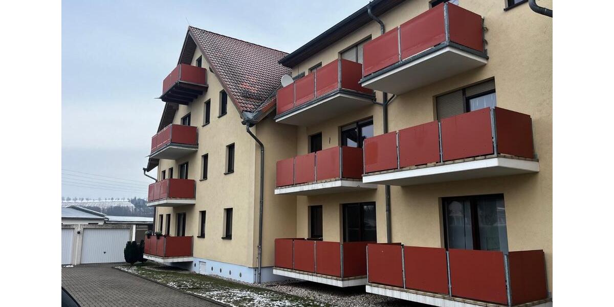 Etagenwohnung Döbeln - 2 Zimmer, 58 m&sup2;, 325&euro; | Angebot:25257526