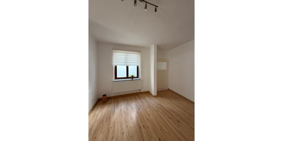 Etagenwohnung Rothenburg ob der Tauber - 2 Zimmer, 92 m&sup2;, 736&euro; | Angebot:25648936