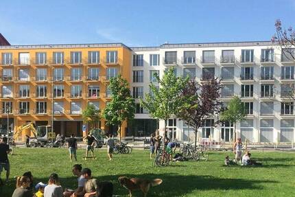 Helles Appartment 24qm mit Balkon im Textilviertel
