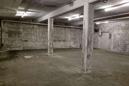 Halle in Wiesbaden 1.500 € 200 m² zimmer