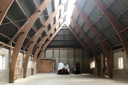 Flexible stützenfreie Halle in Holstein zimmer